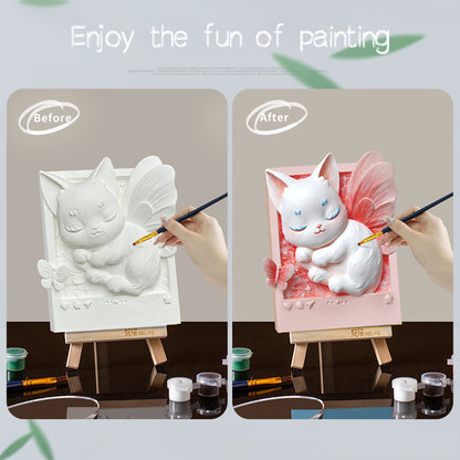 Close-up of Lazy Cat raised magnet painting details