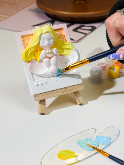 The Birth of Venus magnet painting kit product photo with packaging details